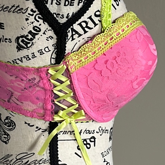 NWOT Padded Underwire Bra - 2 for $10 Mix & Match - Picture 3 of 5